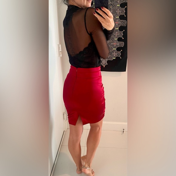 BCBG top, BEBE skirt - Picture 3 of 4